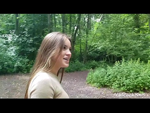 ❤️ Ман ба Эвелина пешниҳод кардам, ки дар ҷои ҷамъиятӣ шавем! Вай гуфт бале. Пас аз он ман вайро дар хар ва конча дар даҳонаш сихтам. Баъд вай худаш хашмгин шуд. ️❌ Суперпорно дар мо