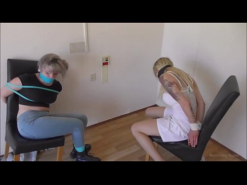 ❤️ нашъаманд / баста ва gagged / духтарак дар изтироб ️❌ Суперпорно дар мо